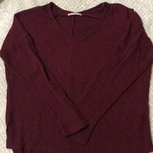 maroon sweater